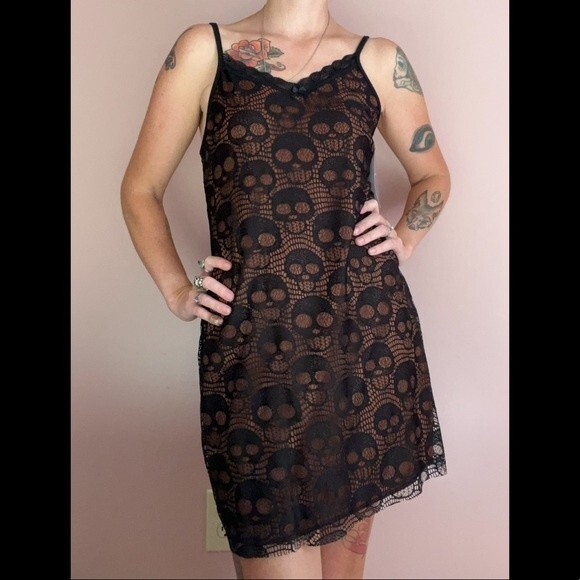 NWT Skull Lace Mini Dress Halloween Goth Grunge Fall Black Slip Medium Large M L - Picture 11 of 16
